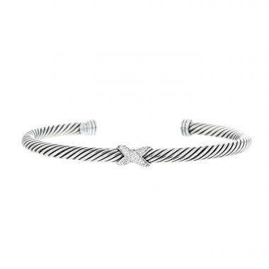 Brazalete redondo abierto David Yurman en plata y diamantes