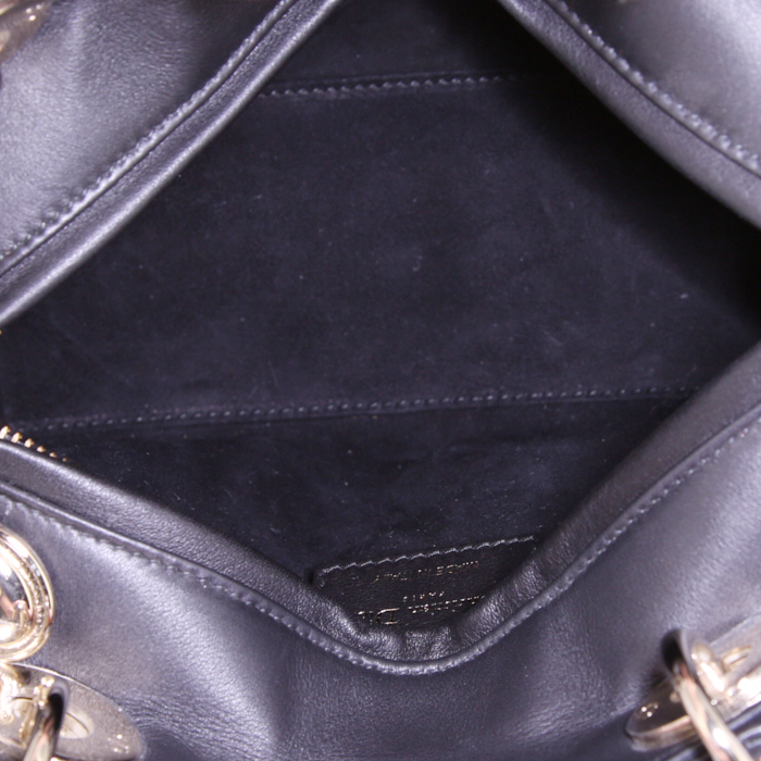 Borsa Dior Lady Dior Edition Limitée in pelle nera con perle ricamate - Detail D3