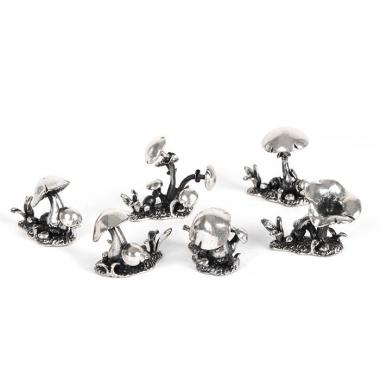 L'Etruria oro (orfèvre), suite de six portes-nom, en argent, à décor de champignons des bois, production De Giovanni argenteria, poinçonnés, des années 1970