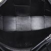 Borsa a tracolla Bottega Veneta Casette in pelle intrecciata nera - Detail D2 thumbnail