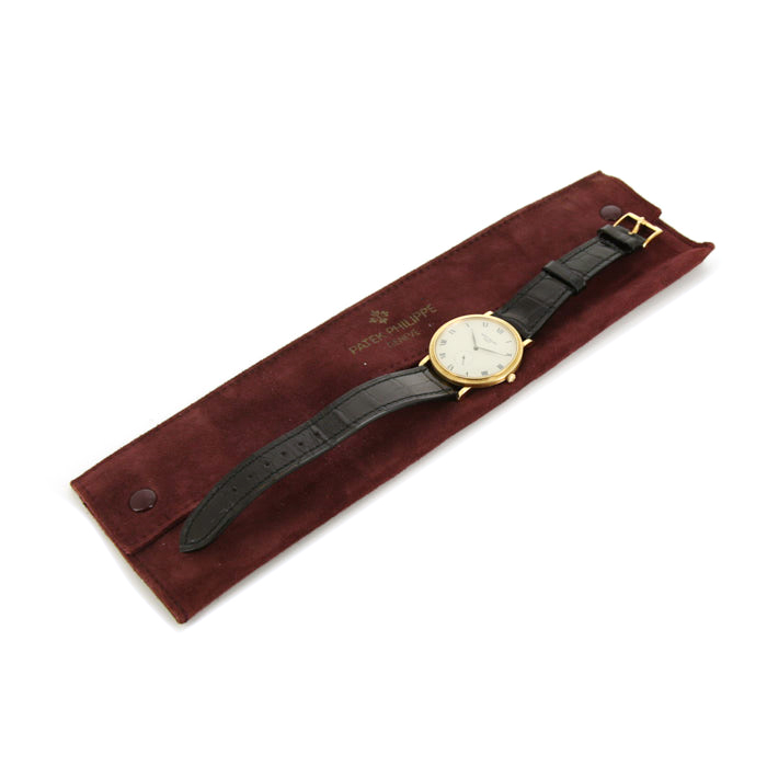 Patek Philippe Calatrava Clous De Paris watch in yellow gold Ref:  3919 - Detail D2