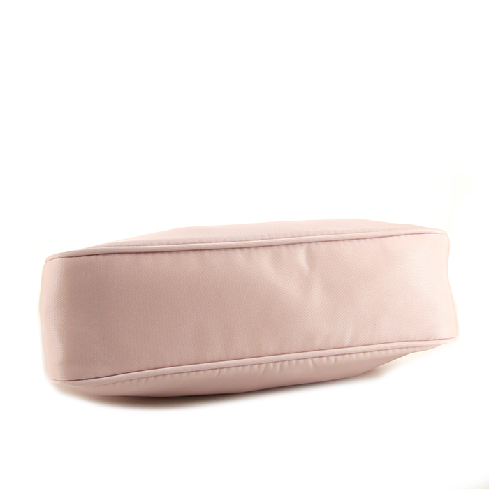 Prada Re-Edition 2005 handbag in pink canvas - Detail D5