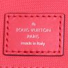 Shopping bag Louis Vuitton Onthego modello grande in tela monogram bicolore rossa e rosa - Detail D4 thumbnail