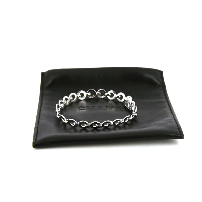 Chanel Coco bracelet in white gold