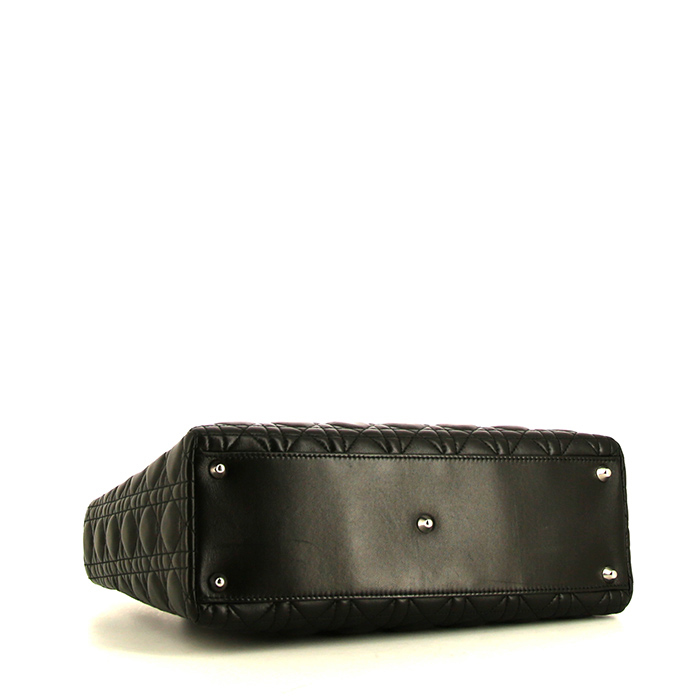 Bolso de mano Dior Lady Dior en cuero cannage negro - Detail D5