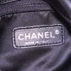 Bolso de mano Chanel Timeless en lona multicolor y cuero negro - Detail D3 thumbnail