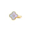 Van Cleef & Arpels Alhambra Vintage ring in yellow gold,  mother of pearl and diamond - 00pp thumbnail