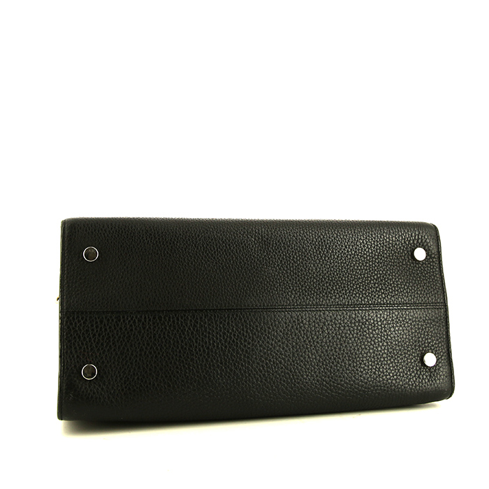 Bolso de mano Dior Diorever en cuero granulado negro - Detail D5