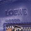 Bolso de mano Loewe Amazona grande en cuero azul marino - Detail D3 thumbnail