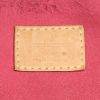 Bolso de mano Louis Vuitton Pallas en lona Monogram marrón y cuero rosa - Detail D4 thumbnail