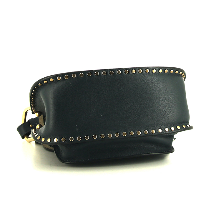 Borsa a tracolla Chloé Hudson in pelle blu scuro con decoro di borchie - Detail D4