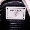 Bolso de mano Prada en cuero gris - Detail D2 thumbnail