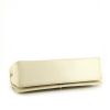 Bolso de mano Chanel Mademoiselle en cuero acolchado crudo - Detail D5 thumbnail