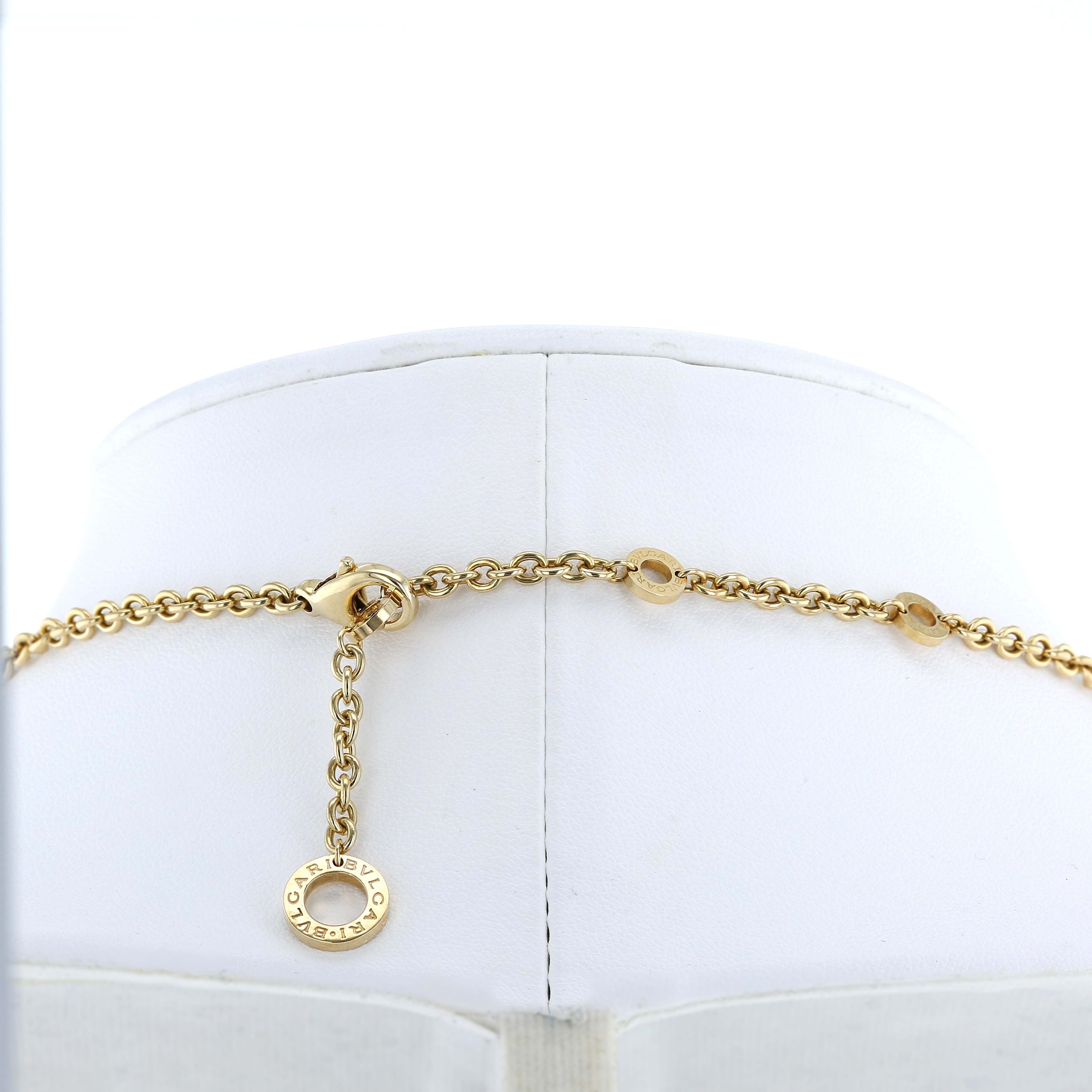 Collier Bulgari Bulgari Bulgari en or jaune et diamants - Detail D3