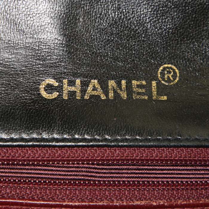 Sac bandoulière Chanel Mini Timeless en cuir matelassé noir - Detail D3