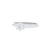 Bague solitaire Tiffany & Co Setting en platine et diamant (0,59 carat) - 00pp thumbnail