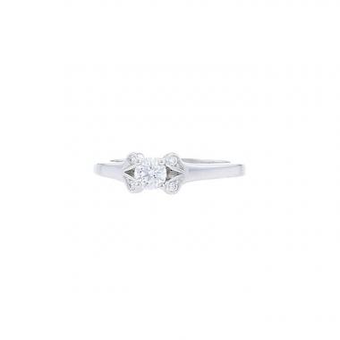 Sortija Cartier Ballerine en platino y diamantes
