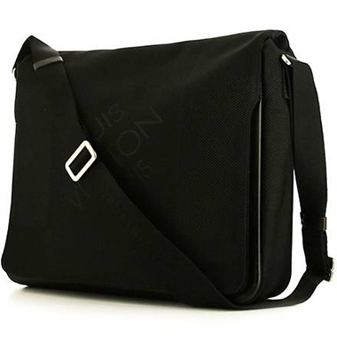 Louis Vuitton Capucines Shoulder bag 391397