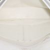 Bolso de mano Chanel Vintage en cuero acolchado blanco - Detail D3 thumbnail