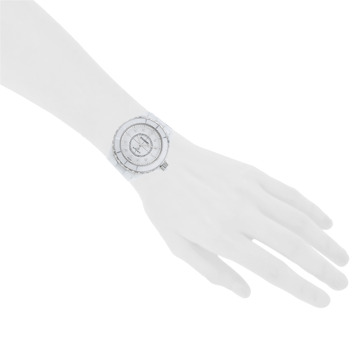 Montre Chanel J12 Joaillerie en céramique blanche Ref :  H2423 Vers  2012 - Detail D4