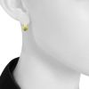 Pomellato M'ama Non M'ama earrings in pink gold and peridots - Detail D1 thumbnail