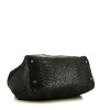 Bolso Cabás Chanel Grand Shopping en piel de pitón negra - Detail D5 thumbnail