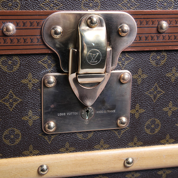 Baul de correo Louis Vuitton Malle Courrier en lona Monogram marrón y fibra vulcanizada marrón - Detail D4