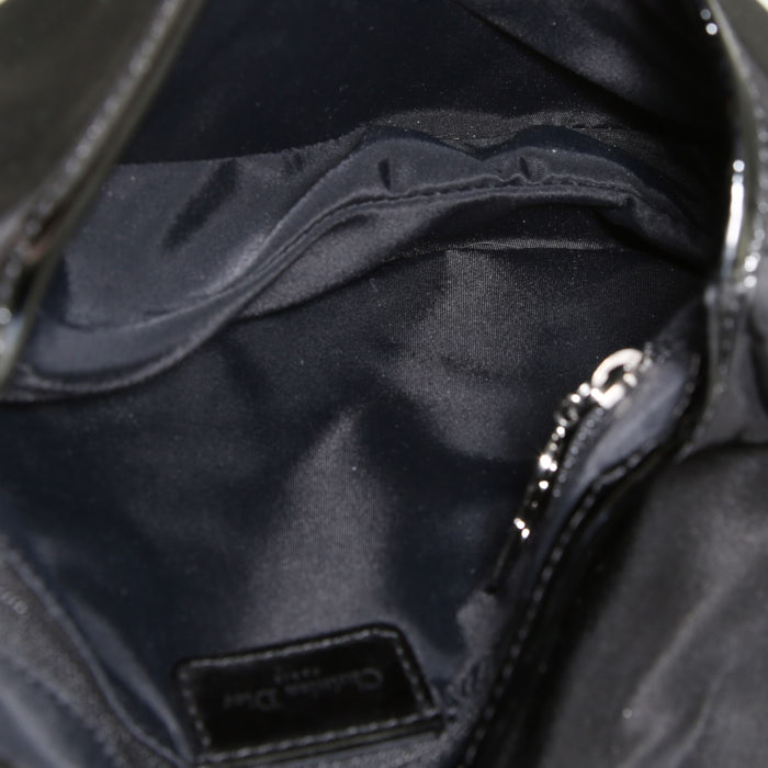 Dior  Saddle handbag  in black canvas  and black patent leather - Detail D2