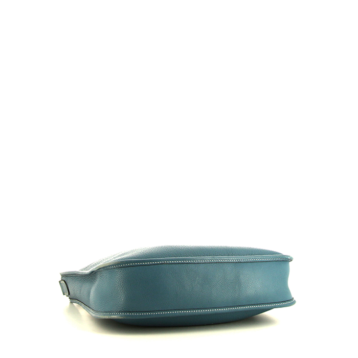 Borsa a tracolla Hermes Evelyne in pelle togo blu - Detail D4