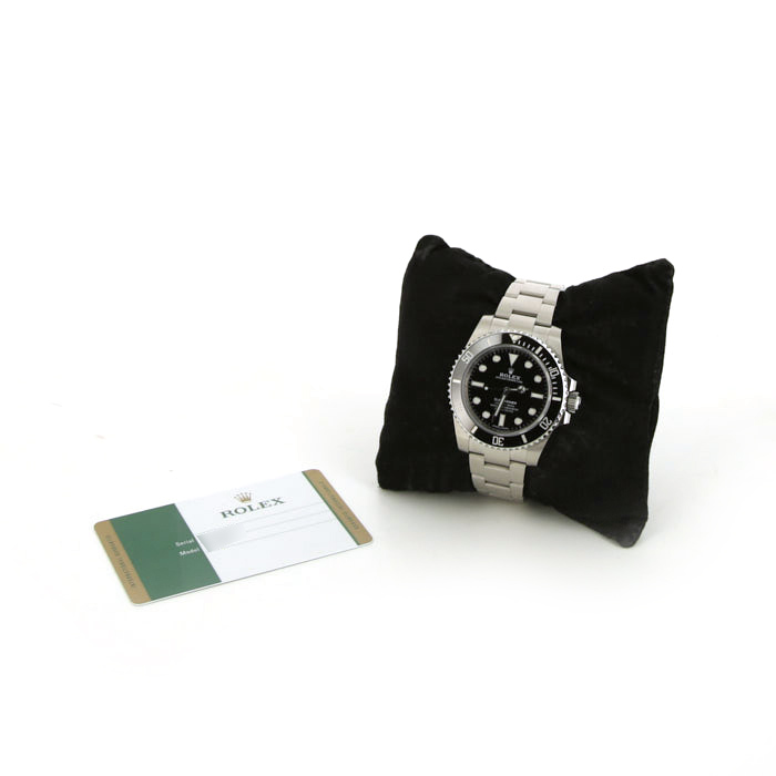 Rolex Submariner watch in stainless steel Ref:  114060 Circa  2018 - Detail D2
