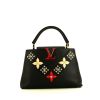 Louis Vuitton  Capucines MM shoulder bag  in black grained leather - 360 thumbnail