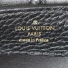 Louis Vuitton  Capucines MM shoulder bag  in black grained leather - Detail D4 thumbnail