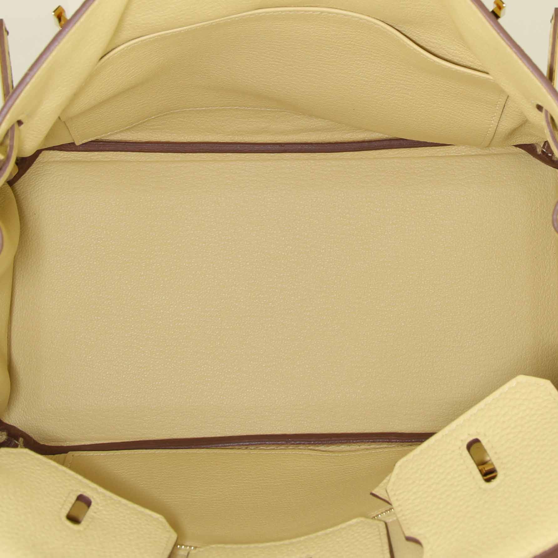 Hermes Birkin 25 cm handbag in Jaune Poussin togo leather - Detail D2