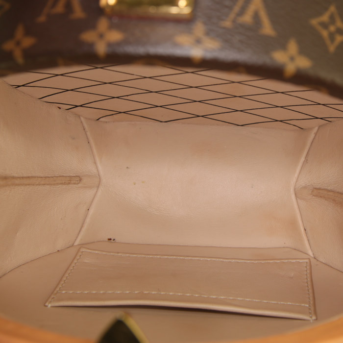 Louis Vuitton Petite boîte chapeau handbag in brown monogram canvas and natural leather - Detail D3