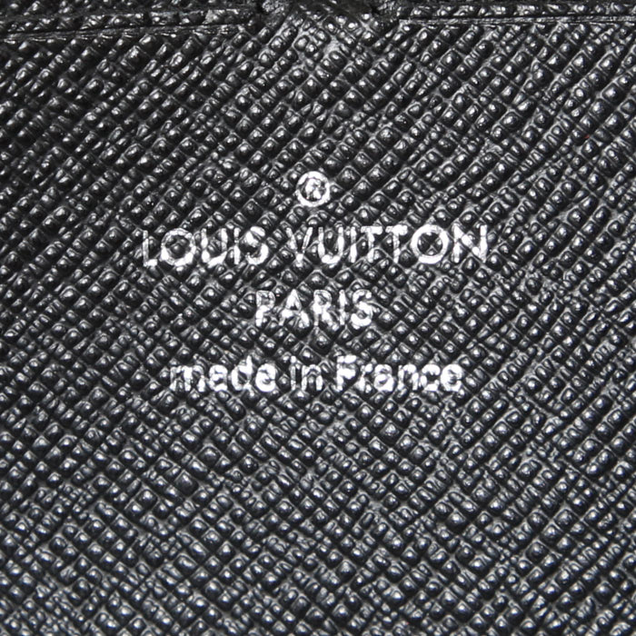 Louis Vuitton Clémence long wallet in black epi leather - Detail D3