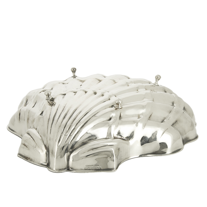 Christian Dior, great "shell" cup, in silver-plated metal, signed, from the 1990's - Detail D1