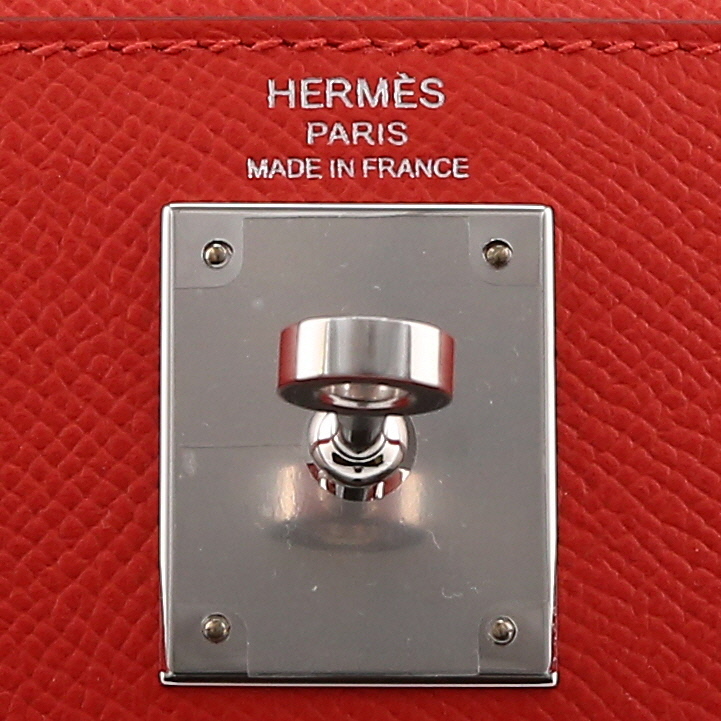 Bolso de mano Hermès Kelly 28 cm en cuero epsom rojo Capucine - Detail D2