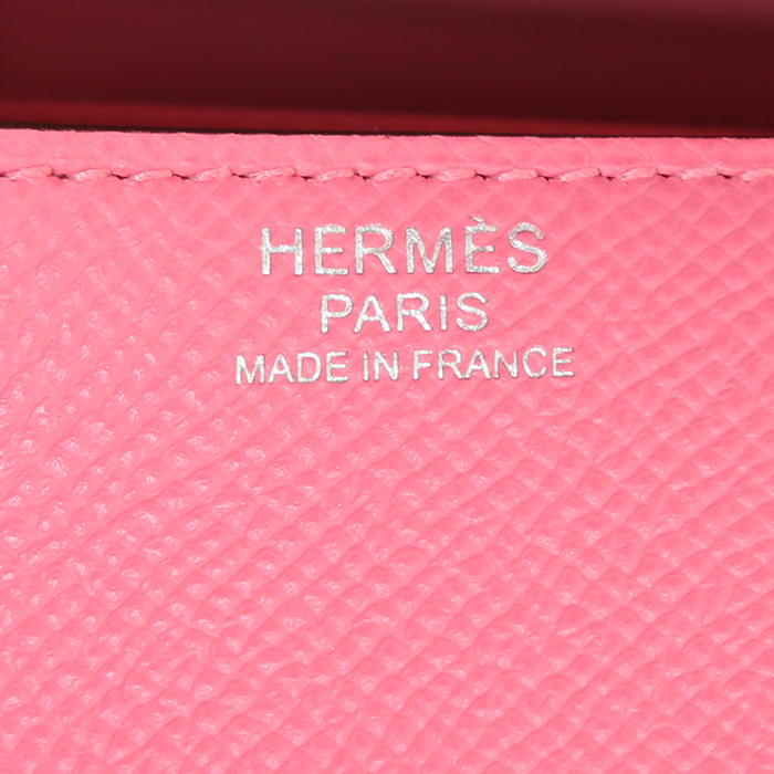 Bolso de mano Hermes Constance en cuero epsom rosa Jaipur - Detail D4