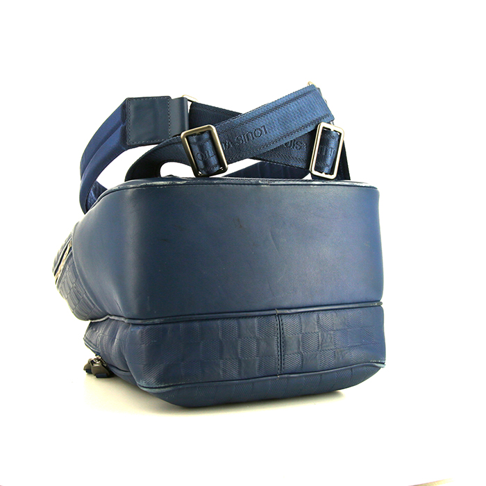 Louis Vuitton Michael backpack in blue checkerboard print leather - Detail D4