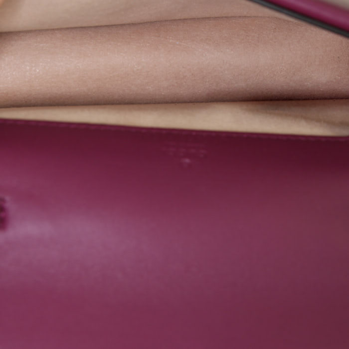 Bolso bandolera Gucci Dionysus mini en terciopelo violeta y cuero violeta - Detail D2