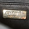 Sac bandoulière Chanel Boy en python noir et cuir noir - Detail D4 thumbnail