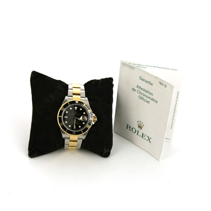 Rolex Submariner Date watch in gold and stainless steel Ref:  16613 Circa  2004 - Detail D2