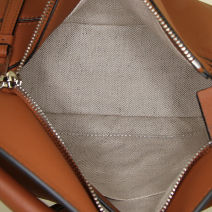 Borsa Loewe Puzzle  modello piccolo in pelle gold - Detail D3