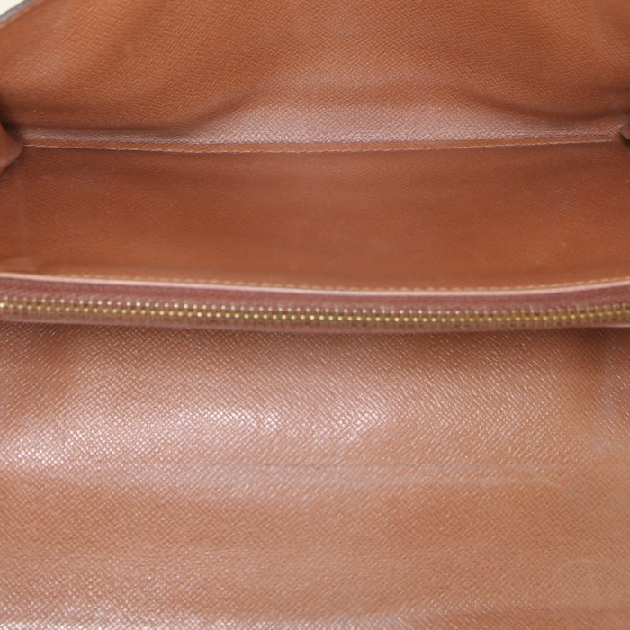 Billetera Louis Vuitton Sarah en lona Monogram marrón - Detail D2
