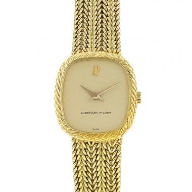 Montre Audemars Piguet Vintage en or jaune Vers  1970