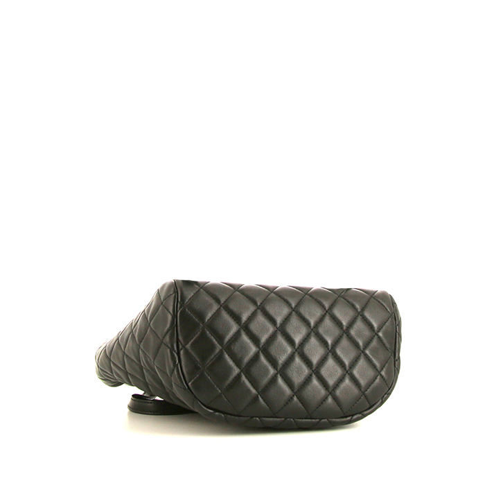 Chanel backpack in black quilted leather - Detail D5
