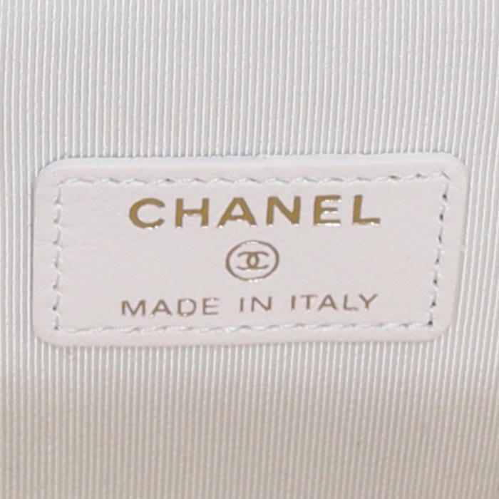 Borsa a tracolla Chanel Vanity in pelle trapuntata bianca - Detail D3