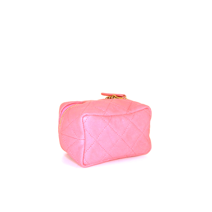 Chanel Vanity vanity case in pink quilted grained leather - Detail D4