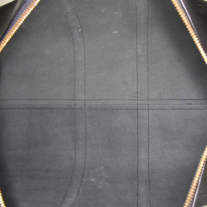 Borsa da viaggio Louis Vuitton Keepall 45 in pelle Epi nera - Detail D2
