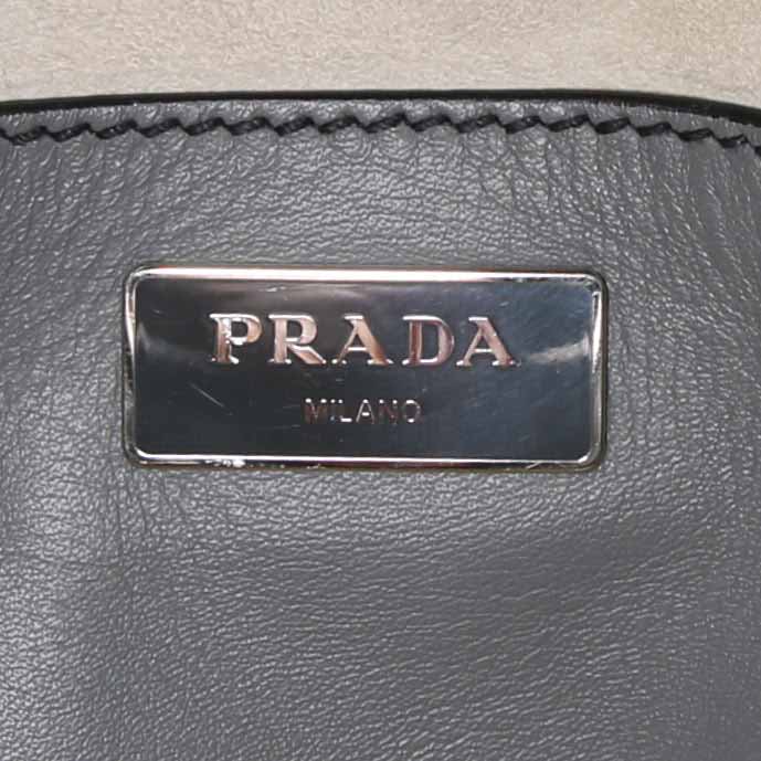 Borsa Prada Galleria in pelle grigia - Detail D4